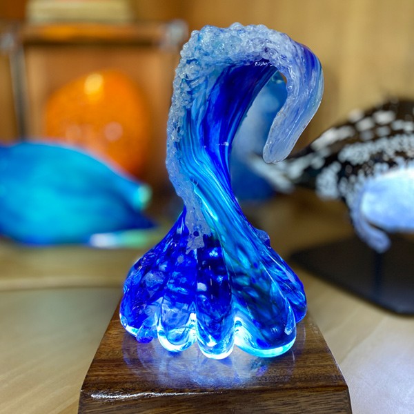 <p>X-Large<br>Dim: 9.5” tall x 7” wide<br> Retail Price: $1,089.00<br>These are one-of-a-kind pieces. Pictured is the actual art you’ll receive</p>