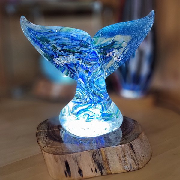 <p>X-Large Whale Tail <br>Dim: 8” tall x 10” wide<br> Retail Price: $1,398.00<br>These are one-of-a-kind pieces. Pictured is the actual art you’ll receive</p>